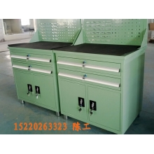 移动工具车